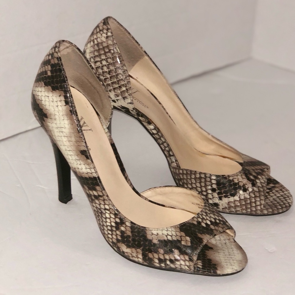 Peep Toe High Heels Snake Print Size 6